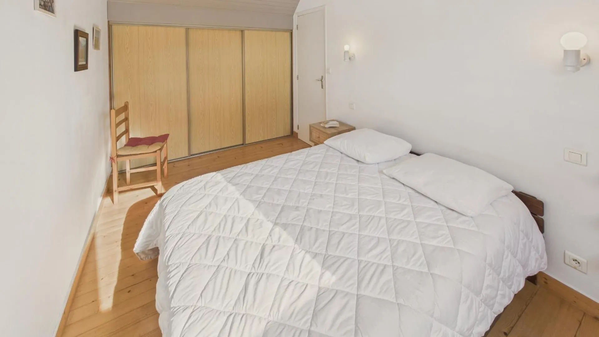 Saint-Jean-Trolimon Agreable Maison Avec Grand Jardin Pour 4 צרפת