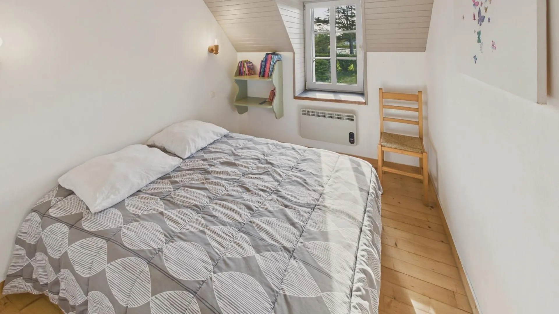 Saint-Jean-Trolimon Agreable Maison Avec Grand Jardin Pour 4 0*,  צרפת